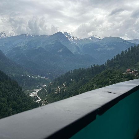 Aman Resort, Tosh Village, Himachal Pradesh Екстериор снимка