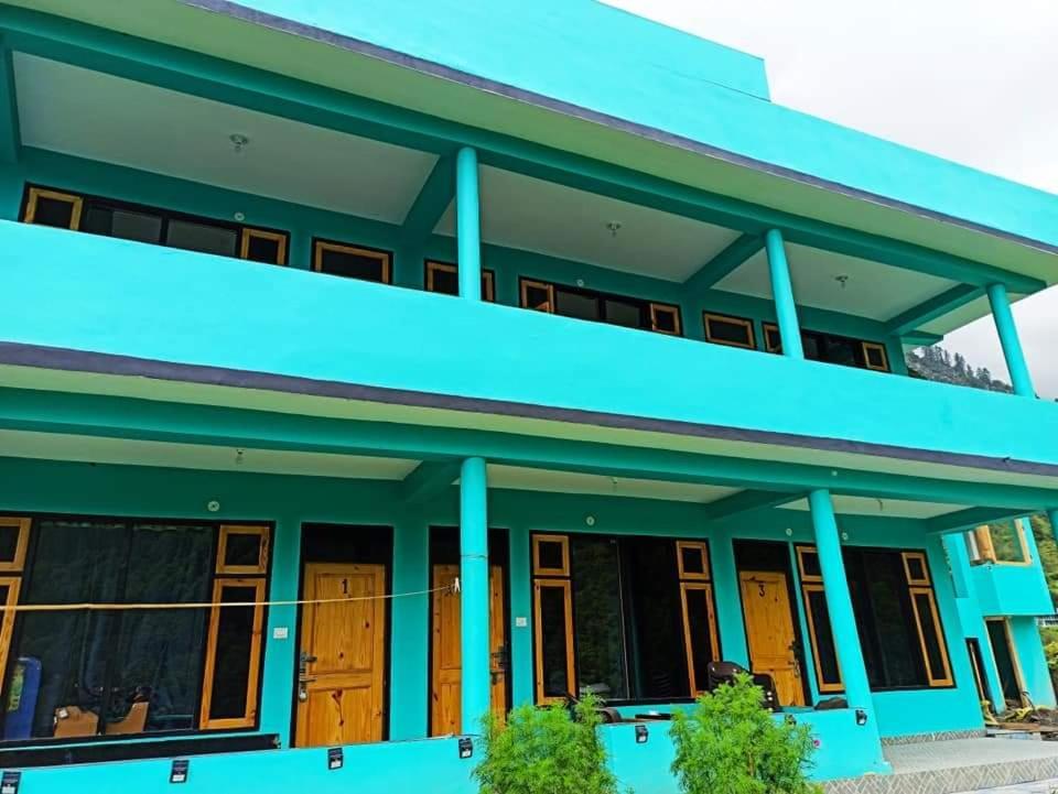 Aman Resort, Tosh Village, Himachal Pradesh Екстериор снимка